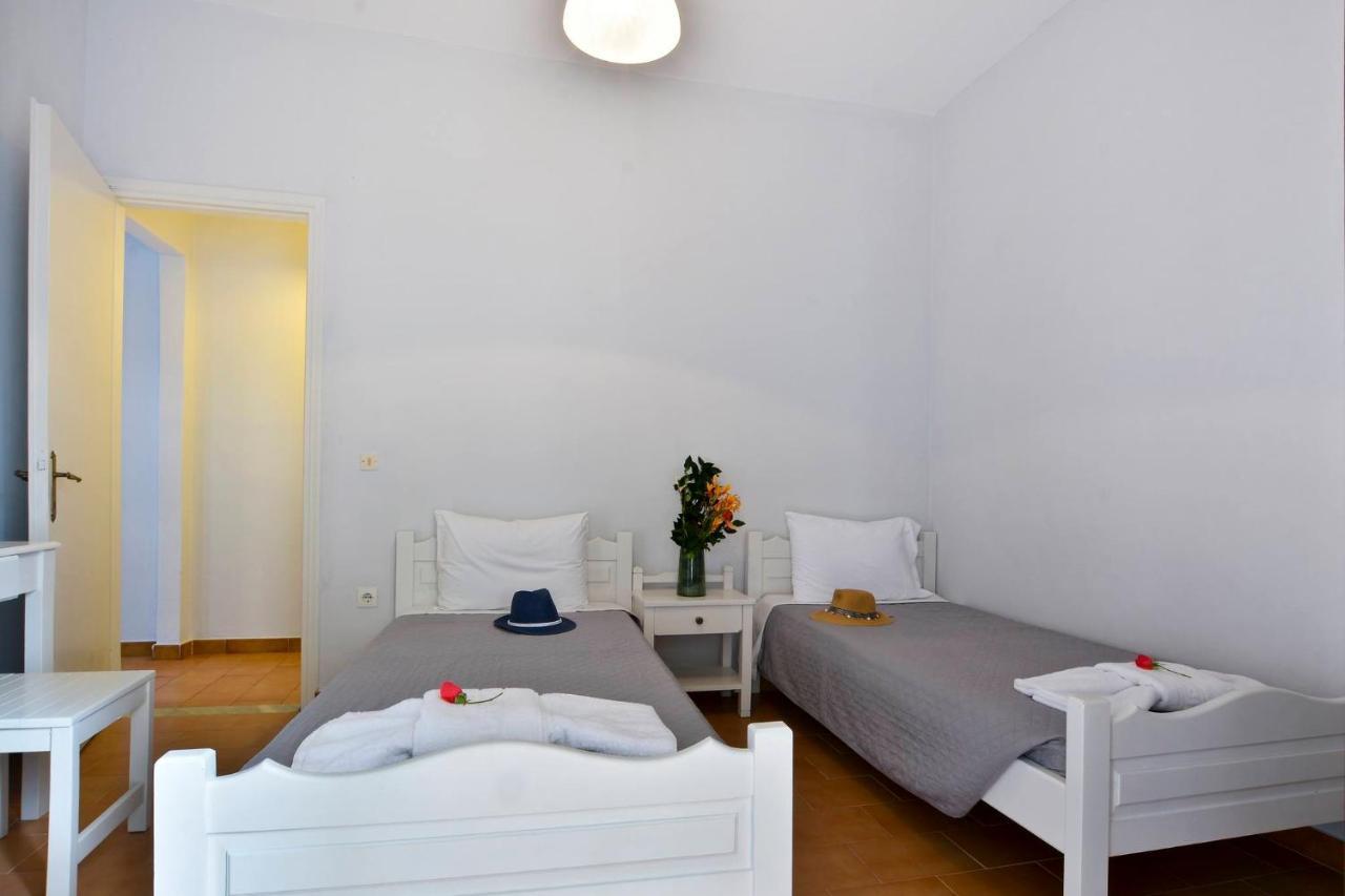 Kerkyra Apartments Roda  Esterno foto